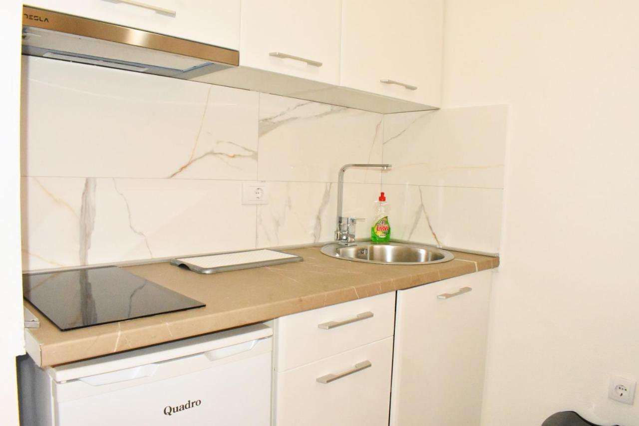 Apartments Amar Ulcinj Exterior photo