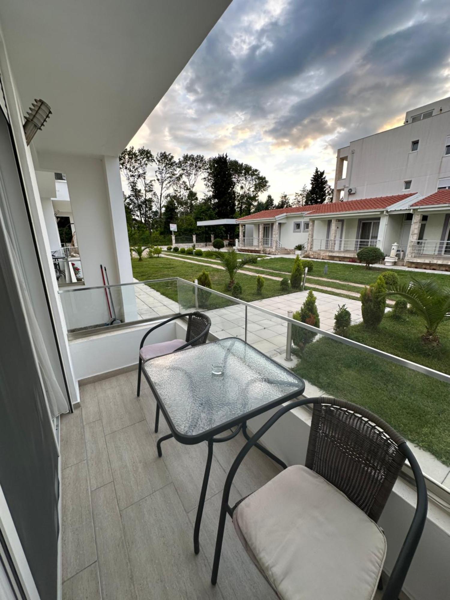 Apartments Amar Ulcinj Exterior photo